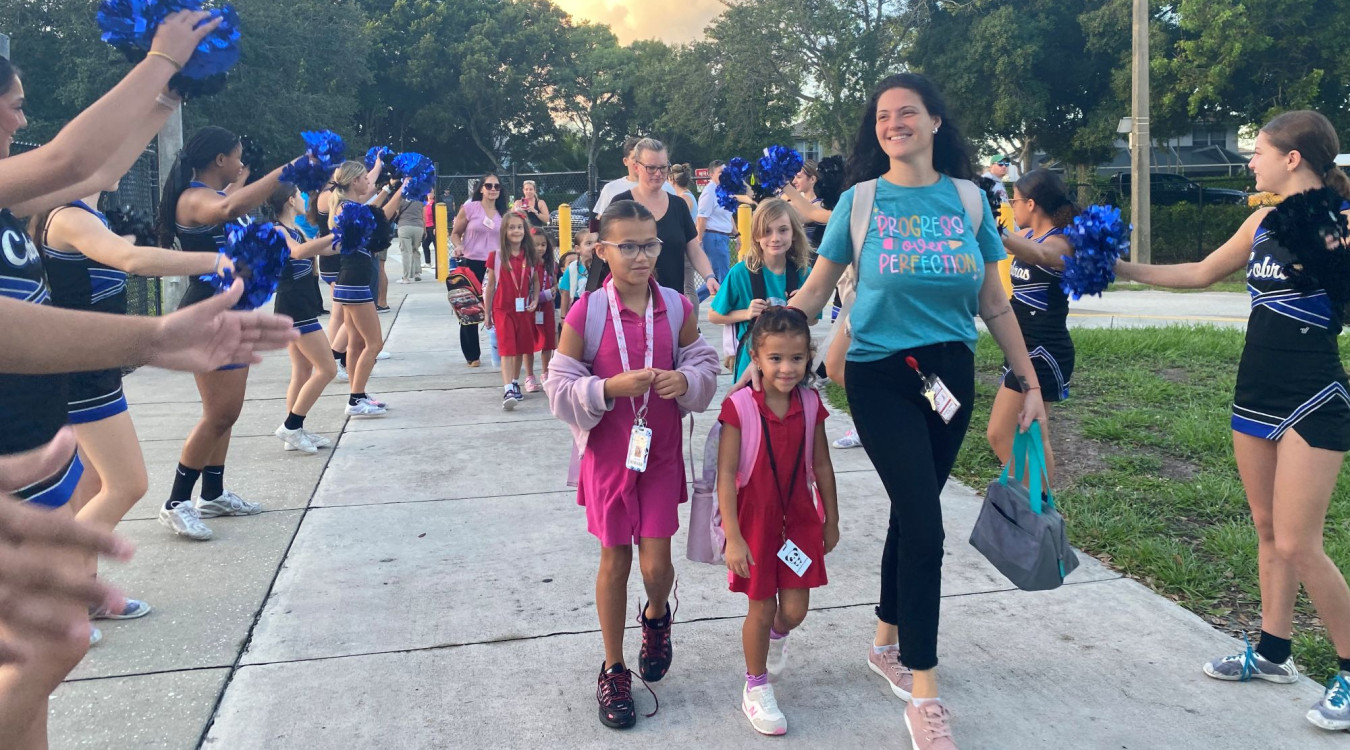 International Walk to School Day at Manatee Elementary, sponsored by Safe Kids PBC
